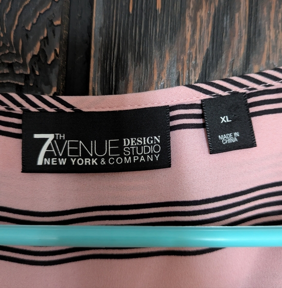Elegant Pink Striped Blouse by New York & Company - Picture 5 of 7